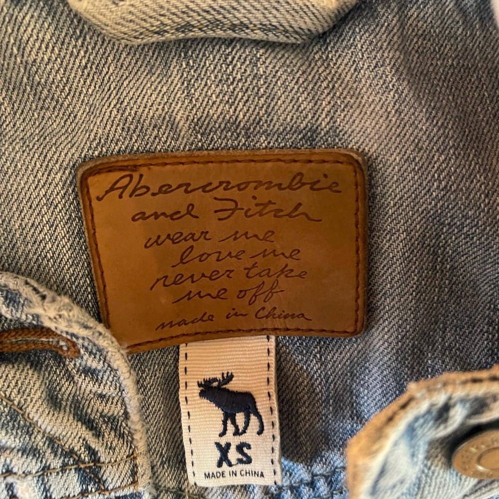 Abercrombie and Fitch jean jacket - Picture 3 of 3